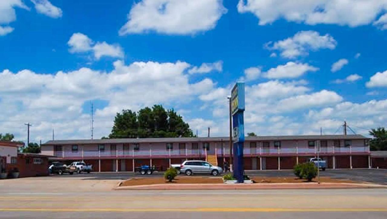 American Inn & Suites Childress Extérieur photo