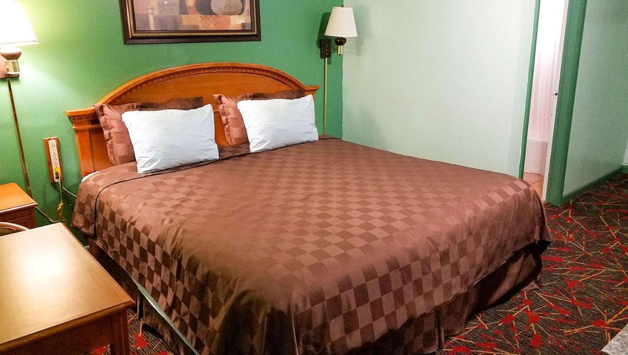 American Inn & Suites Childress Extérieur photo